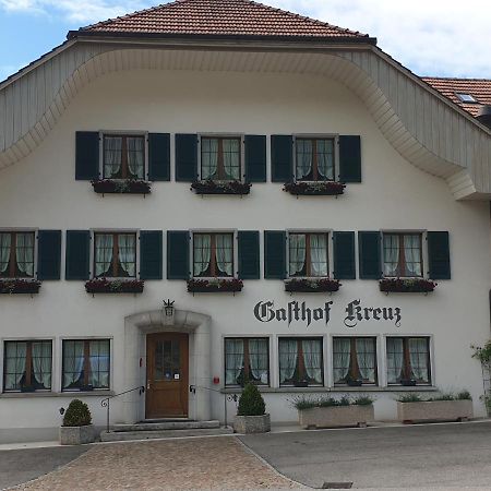 Hotel Gasthof Kreuz Welschenrohr Exteriör bild